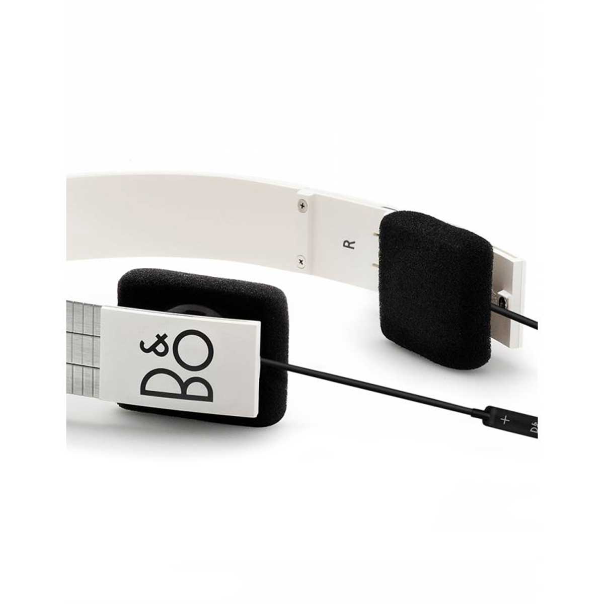 Bang & Olufsen (B&O) - BeoPlay Form 2i (White)